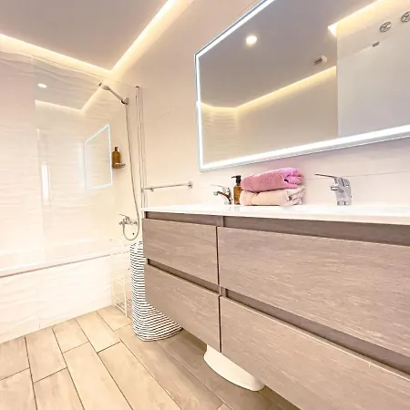 Ocean Garden, Ac, Sun Terrace, Heated Pool, Parking, Pp901 * 아데제
