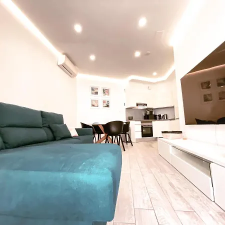 Ocean Garden, Ac, Sun Terrace, Heated Pool, Parking, Pp901 아데제