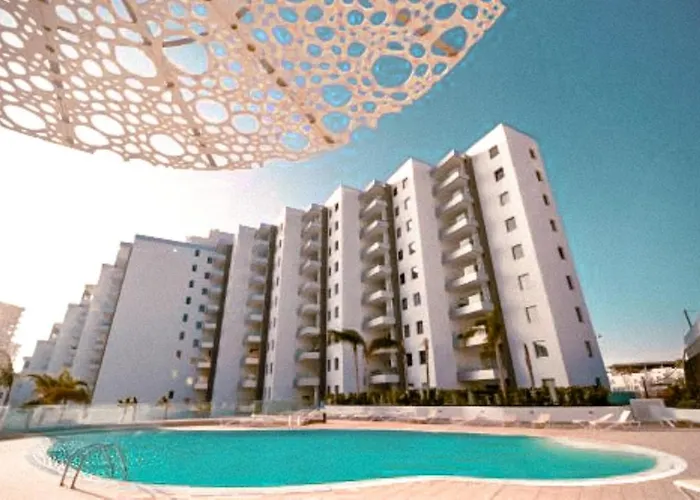شقة Ocean Garden, Ac, Sun Terrace, Heated Pool, Parking, Pp901 *