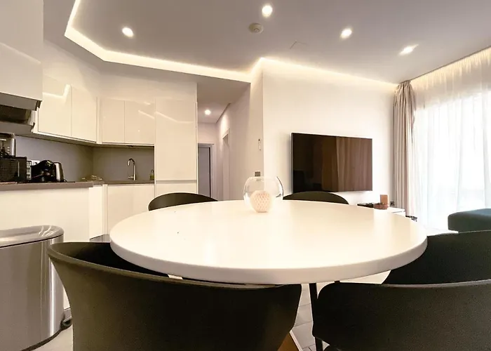 Ocean Garden, Ac, Sun Terrace, Heated Pool, Parking, Pp901 דירה