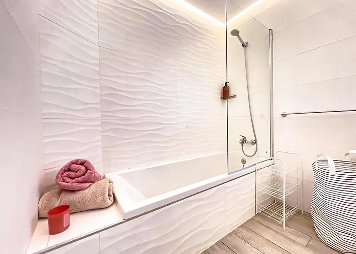 Ocean Garden, Ac, Sun Terrace, Heated Pool, Parking, Pp901 אדחה
