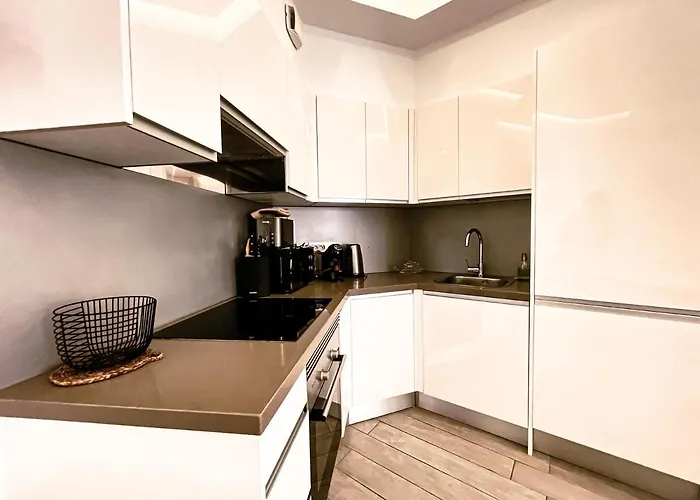 Ocean Garden, Ac, Sun Terrace, Heated Pool, Parking, Pp901 אדחה